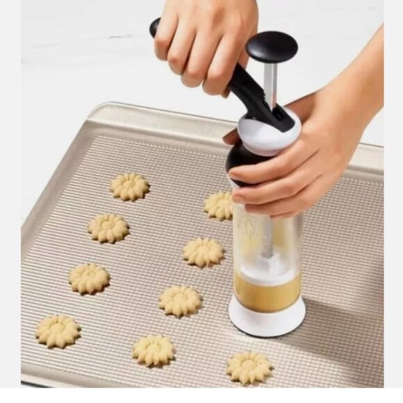 OXO SoftWorks 20 Piece Cookie Press Set - Picture 7 of 7